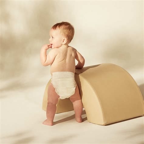 Seven Signs It’s Time to Change Your Baby’s Diaper Size | Buddle Skincare