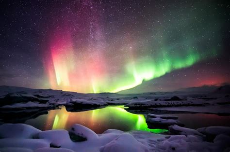 10 destinos incríveis para assistir a uma aurora boreal