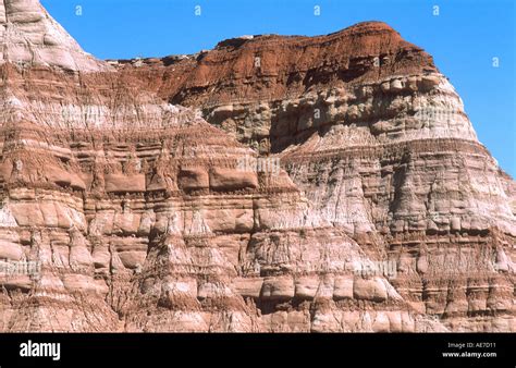 Sandstone cliffs near Kanab Utah showing erosion and sedimentary Stock ...