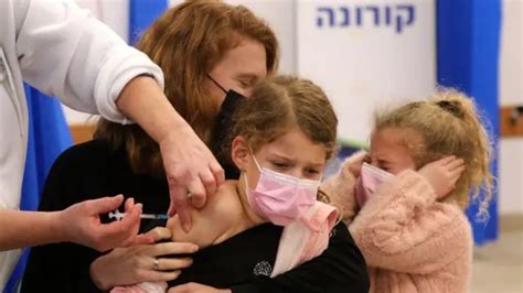 Вспышка "Омикрона" в Израиле может привести к коллективному иммунитету ...