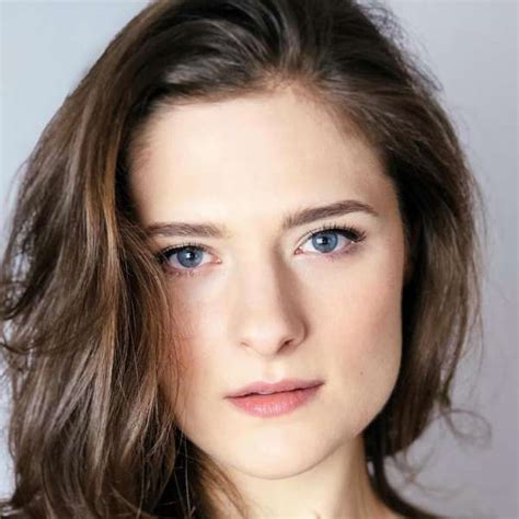 Louisa Gummer - Age, Birthday, Family & Facts | HowOld.co