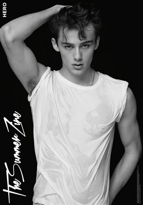 wet T-shirt on Tumblr