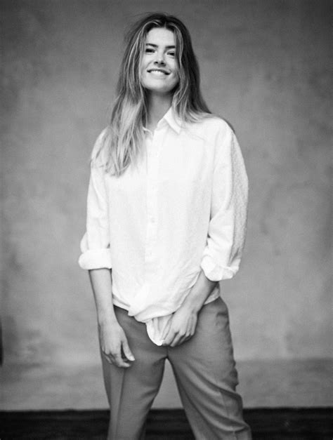 Frederique Brons - Skins Model Management