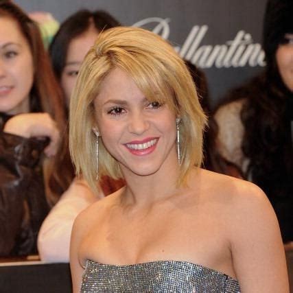 shakiras  hairstyles     time