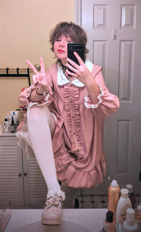 havent seen any lolita styled femboys :3 : r/teenfemboy