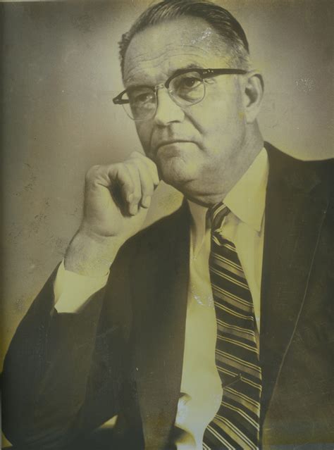 Dr. Dean Long | Purple Aces Hall of Fame