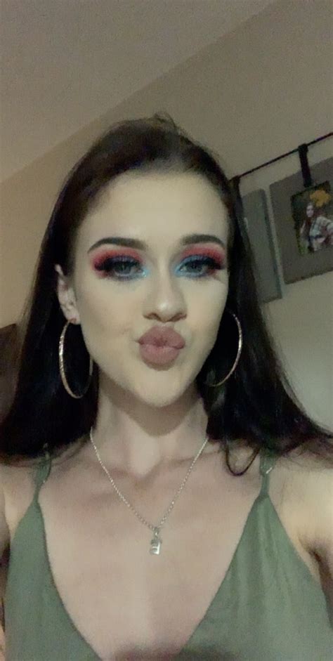 Hayley Rose | Ultimate Stylist