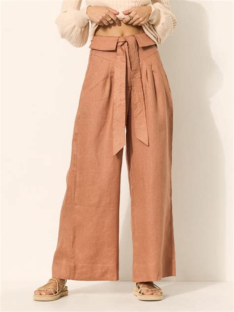 Shop Bohemian Style Clothing & Women's Fashion Online at KiVARi ...