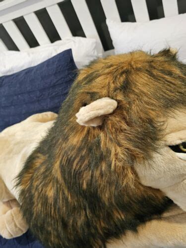 NARNIA GIANT 42" DISNEY STORE ASLAN PLUSH STUFFED ANIMAL LION - VERY ...