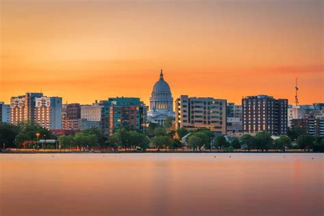 Madison skyline Stock Photos, Royalty Free Madison skyline Images ...