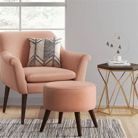 chic accent chairs   affordable interior design