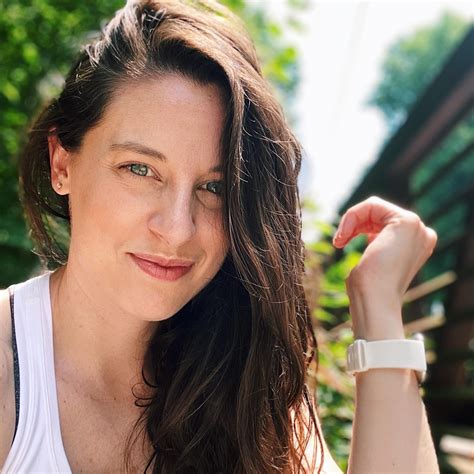 Cara Hays's Amazon Page