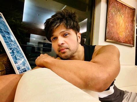 Himesh Reshammiya movies, photos and other details | Clapnumber