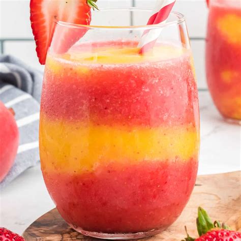 Strawberry Mango Moscato Slushie | Recipe Cart