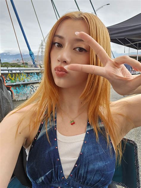 Pin by yana 🎀 on Pins von dir | Celebs, Pretty people, Girl