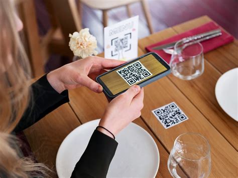 QR Code on Table: Benefits, Steps and Ideas To Create One