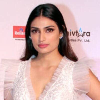 Athiya Shetty Age, Net Worth, Bio, Height [Updated March 2024 ]