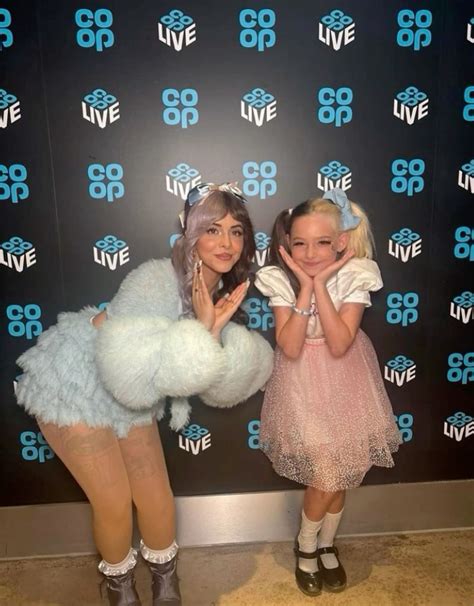 140 ideias de Melanie Martinez em 2025 | melanie martinez, deusa divina