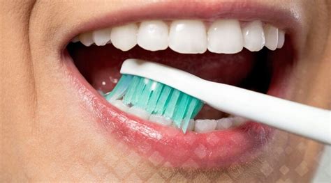 7 частых ошибок при чистке зубов: проверьте себя | Стоматология Smile ...