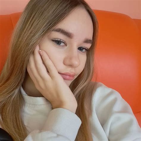 Pin de Диша em Ваши пины
