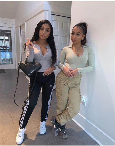 Pin de THE WAVE 🌊 em S I A N G E T W I N S | Looks, Relacionamentos