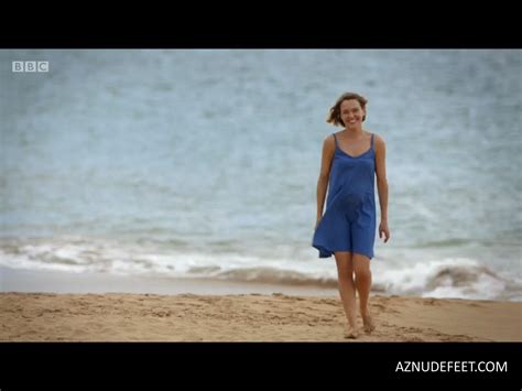 SALLY BRETTON Feet - AZNudeFeet