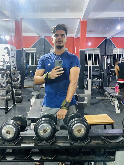 Hunk Hand, Male companion in Stockholm