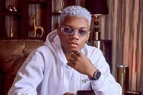 Video of KiDi grooving with his son online melts hearts