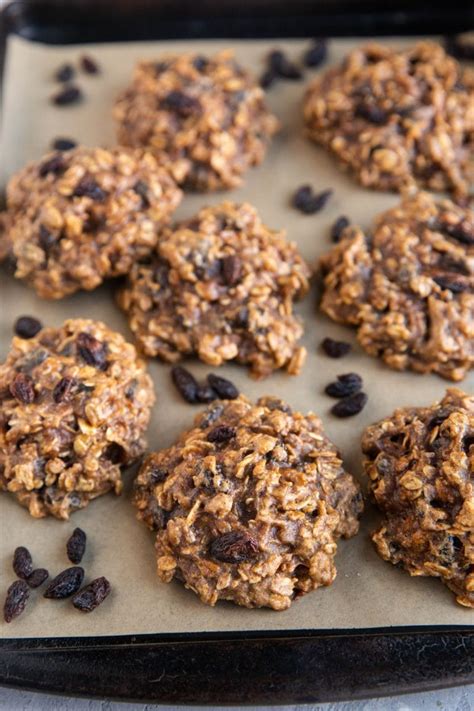 6-Ingredient Healthy Oatmeal Raisin Cookies - The Roasted Root