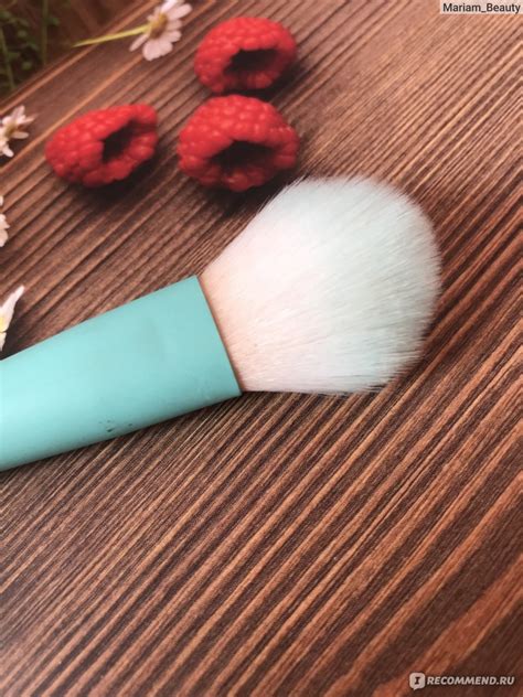 Кисть для лица Beauty Bomb Multi-purpose face brush 01 - «Универсальная ...