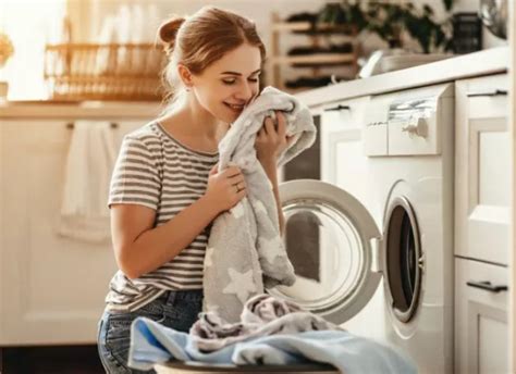 Оставьте дверцу стиральной машины открытой после стирки: почему лучше ...