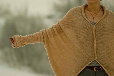 пончо накидки пальто | Knitwear fashion, Knitting inspiration, Knitting