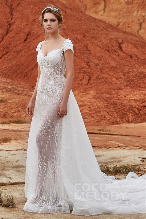 The Cap Sleeve Wedding Dress - 18 Beautiful Gowns