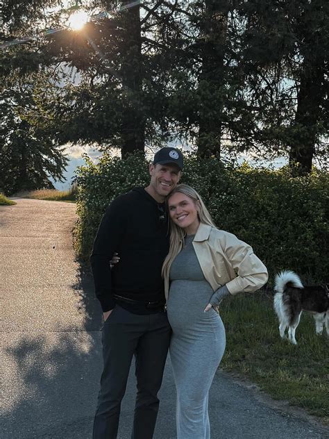 Brooks Laich and Fiancee Katrin Tanja Davidsdottir Celebrate Derek