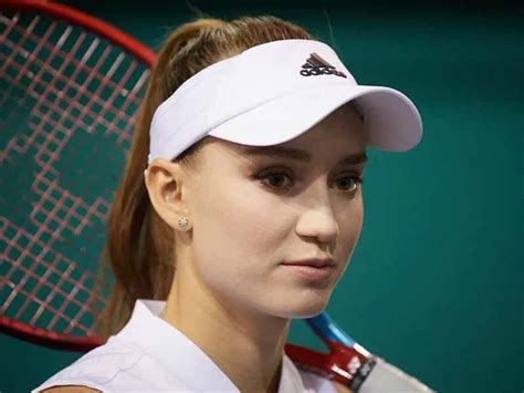 elena rybakina stala tretei raketkoi mira akmol inform