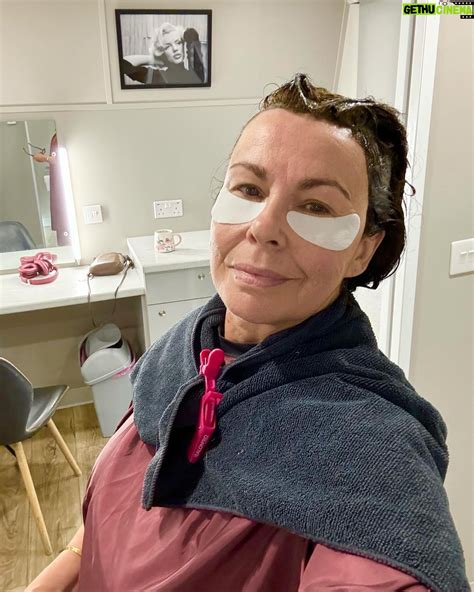 Julie Graham Wiki, Biography, Age, Gallery, Spouse and more