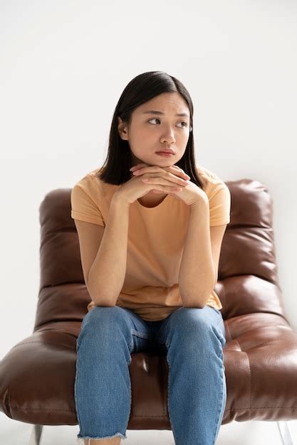 imagenes de ansiedad asiatico descarga gratuita en freepik