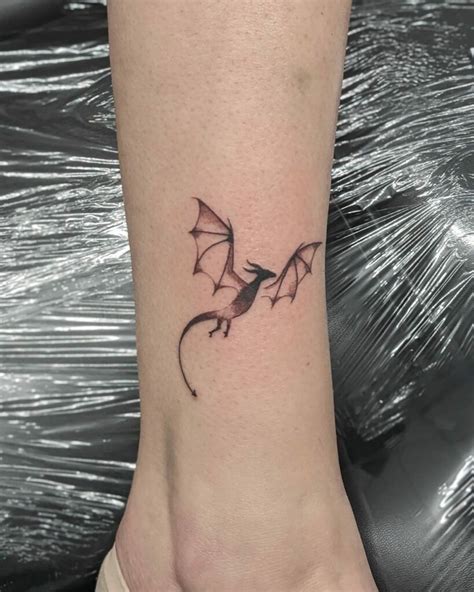 small dragon tattoo ideas   blow  mind