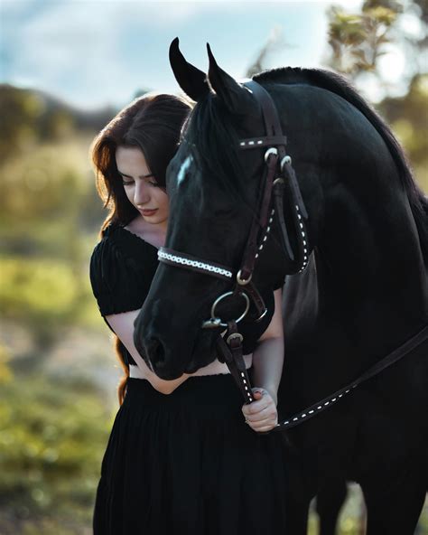 Horse Women