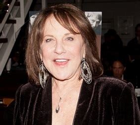 Suzyn Waldman Bio Uncovers Age, Birthday & Married Status