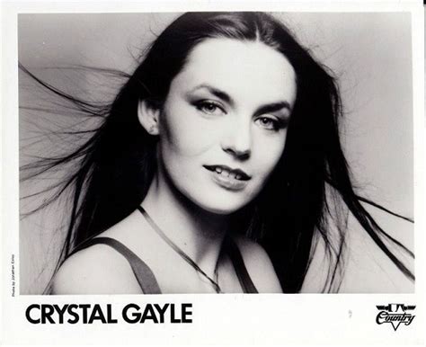 Crystal Gayle | Tracklib.com