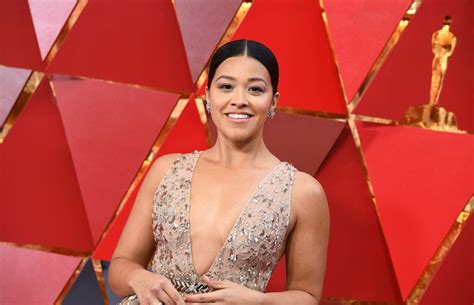 ‘Jane The Virgin’ Star Gina Rodriguez Reunites With Rita Moreno, Meryl