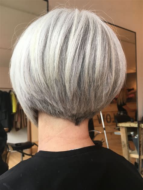 Short Bob Haircuts For Gray Hair at James Ines blog