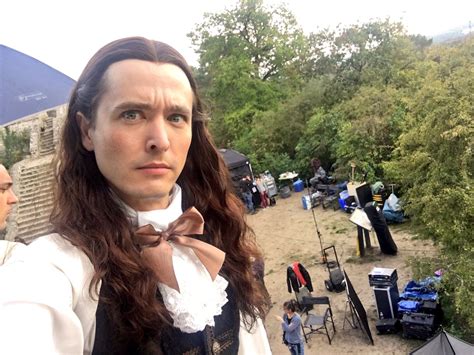 Pin von Kaiser auf ⚜️Versailles⚜️ | Fernsehserie, Serien, Tolle