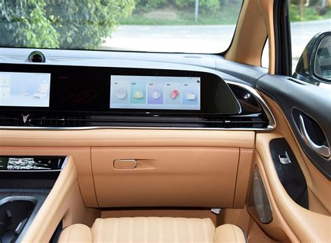 Voyah Dream - Interior photos of.