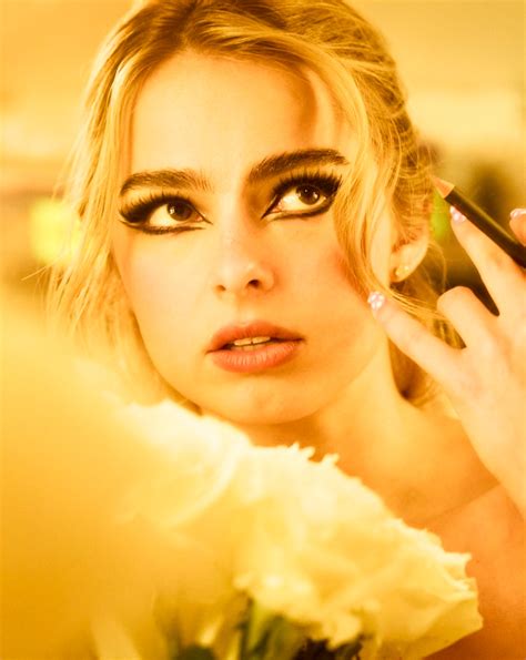 Who is Lexee Smith, the dancer behind FKA twigs’ and Addison Rae’s videos?