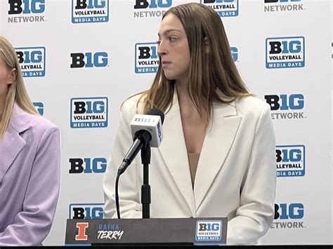 Illinois volleyball star Raina Terry speaks on career and 2023 season