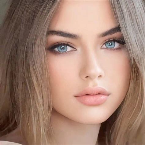 Kristina Pimenova - Patsuking Most Beautiful Eyes, Beautiful Women ...