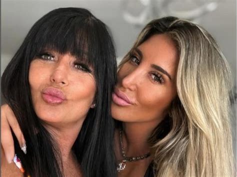 Detienen a la madre de la vedette Ayelén Paleo: de qué grave delito