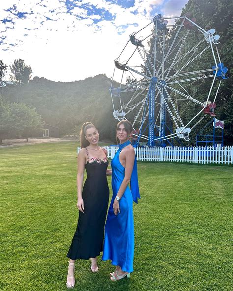 (@carolinehilton) • Instagram photos and videos